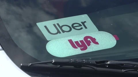 Three Clips Of Riders Using Uber And Lyft At HNL Honolulu Airport, Oahu, Hawaii Stock Footage 154297201