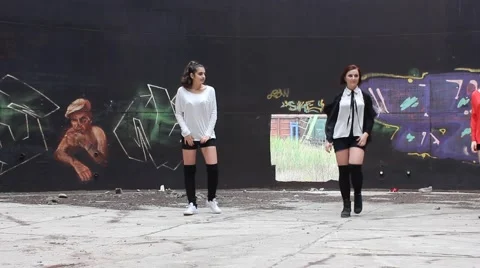 Three dancing girls. Video stock 40962543