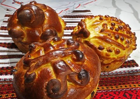 Three Easter cake on a towel Stock Photos