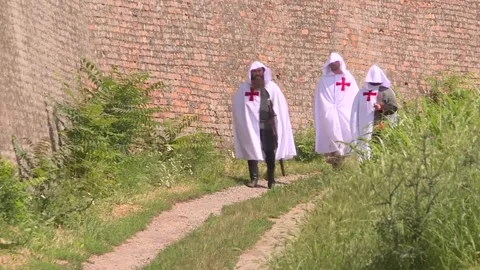 Three knights Templar wallking 2 Video stock 140599542