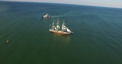 Three-master sailing out the harbor of Scheveningen, The Netherlands Video stock 69070856