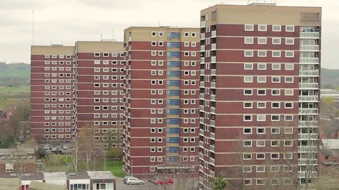 Three matching grimy tower blocks blend together in Tamworth, Stock-Footage 72716739