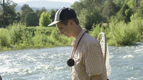 Three men walking with landing net 動画素材 59899264