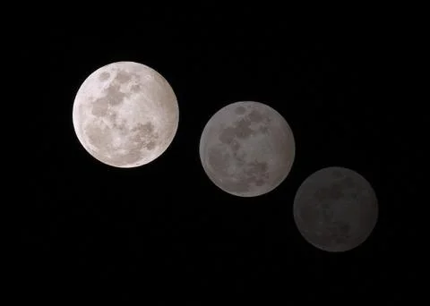Three Moon 스톡 사진