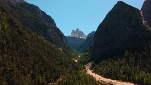 Three Peaks of Lavaredo in the Dolomites of South Tyrol, Italy. Scenic Vídeo Stock 337631573