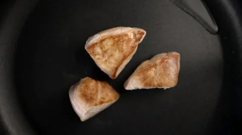 Three pieces of chicken 库存影片 64684073