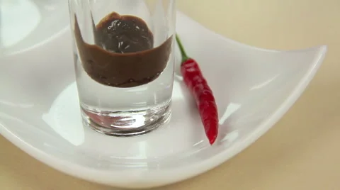 Three Quarter Chilli Into Choc 스톡 동영상 1091116