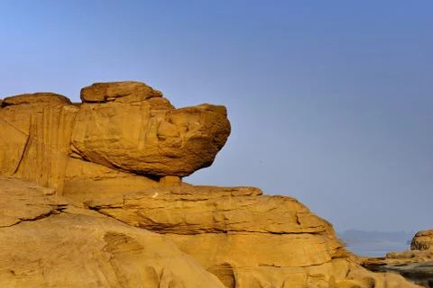 Three thousand waving 写真素材