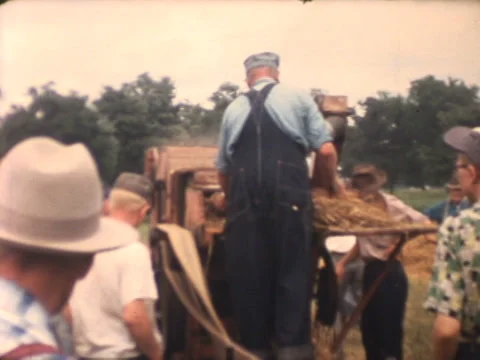Threshing Machine Video stock 33741204