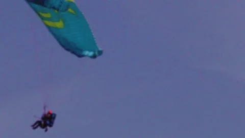 Thrilling Paragliding Adventures Amidst the Clouds in Bir, Himachal Pradesh Video stock 256141303