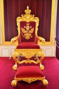 The throne of the Russian Tsar in the Big Gatchina Palace Stock Photos