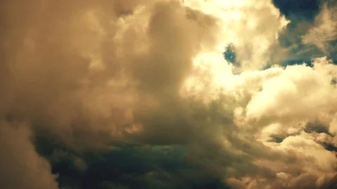 Through the cloud gorge Stock Footage 91958488