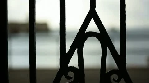 Through the grating. Stockbeeldmateriaal 11180481