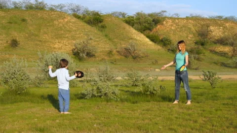 Throw and catch 1 Stock Footage 108128235