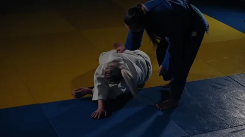 Throw over yourself into judo. Slow motion Stock Footage 120384455