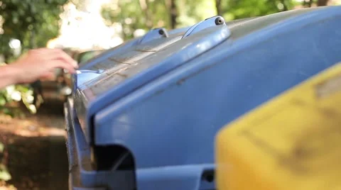 Throwing out thrash Stock Footage 41509260