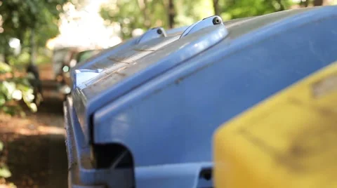 Throwing out thrash Stock Footage 41509446