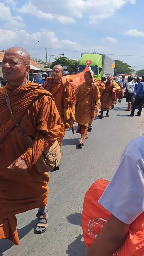 Thudong Monk 库存影片 244030377
