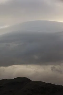 Thunder storm clouds over the Lake District mountains, Cumbria, UK Foto stock