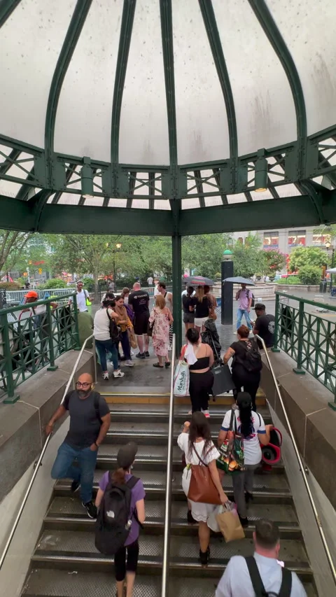 Thunder storm hits in Union Square on late afternoon in New York City. Stock Footage 314138384