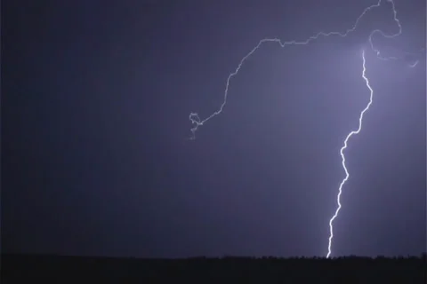 Thunder weather changes, lightning strikes, rains showers, sound Stock Footage 32223115