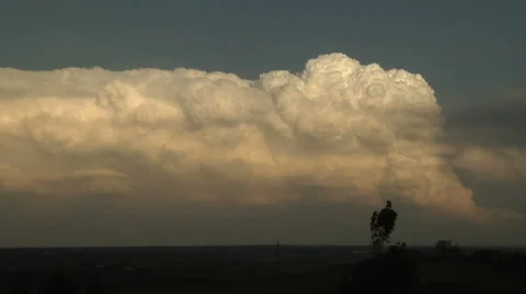 Thunderhead Heads Northeast Stock Footage 54735525