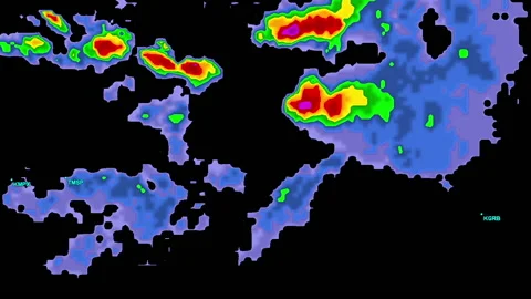 Thunderstorms with tornado warning and lightning on severe weather radar screen Vídeos de archivo 157938965