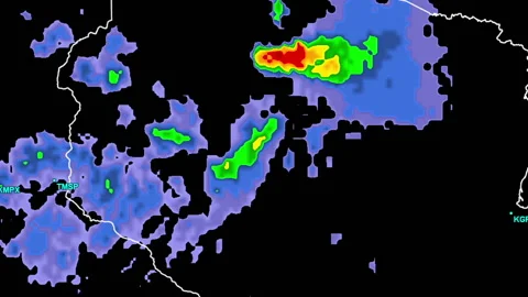 Thunderstorms with tornado warning and lightning on severe weather radar screen Vídeos de archivo 157942957