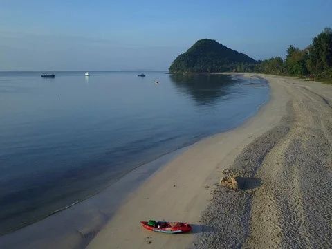 Thung Wao Lan beach, Chumphon, Thailand. Stock Footage 77284749