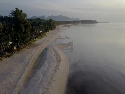 Thung Wao Lan beach, Chumphon, Thailand. Video stock 77285000