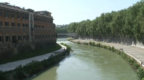The Tiber River Video stock 703361