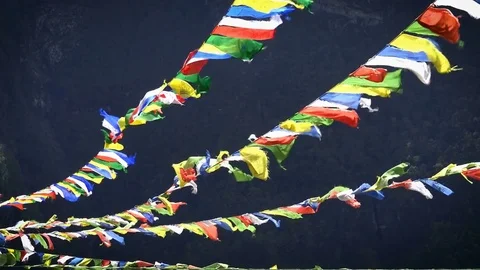 Tibetan prayer flags flying in the wind Video stock 78570999