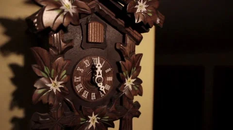 Ticking Wood Cuckoo Clock five O'Clock Chime Bird Stock Footage 957103