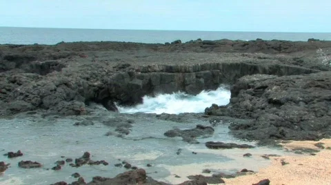 Tidal pool rising and falling in Galapagos Islands Stock-Footage 298144