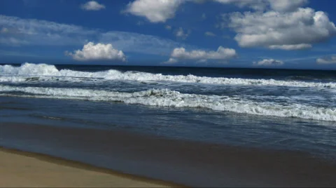 Tidal waves 스톡 동영상 27711389