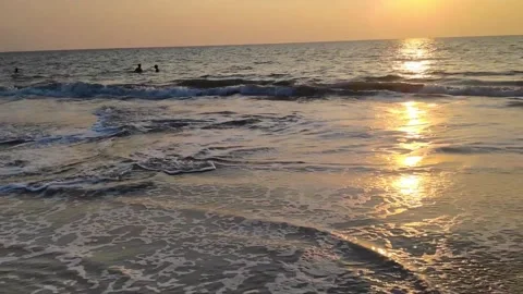 Tidal Waves at Njarakkal Beach during Sunset, Vypin, Fort Kochi, Kerala, India Stock Footage 168523918