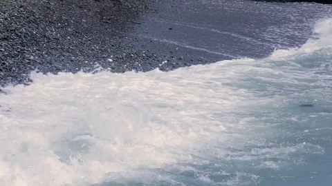 Tidal waves on the shore. Video stock 76431414