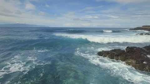 The tide of the ocean Video stock 73276776