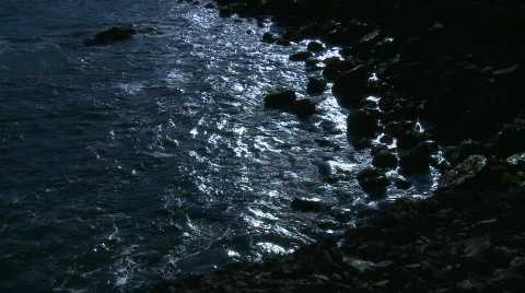 Tide on rocks 01 HD Video stock 689872