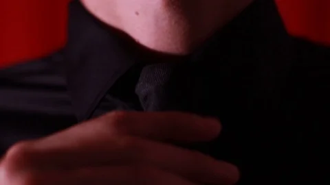 Tie a tie, close up Stock-Footage 87201393