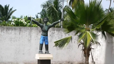 Tied slave statue, Ouidah Stock Footage 81107755
