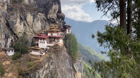 Tiger Nest in Bhutan Stock-Footage 220305342