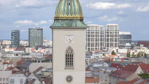 Tight on clock tower of St Martin's Cathedral in Bratislva, Slovakia Video stock 285107753