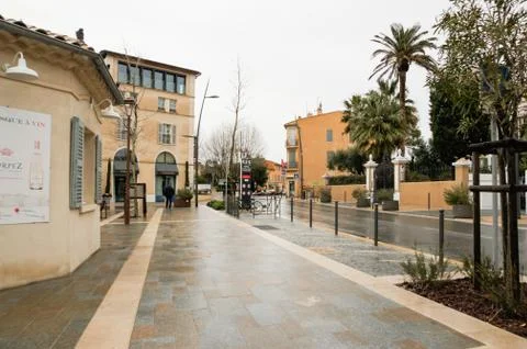 Tile on the sidewalk. Фото