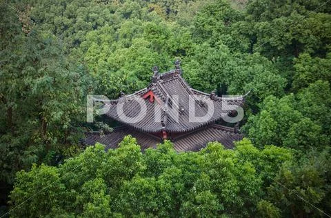 Tiled Roof in the Park, Hangzhou, China Stock Photos
