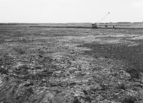 Tillage, leveling, farming, draglines, plot locks, 'the Goor'. August 1957. Maa Fotos de archivo