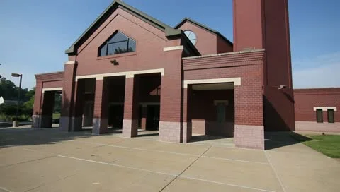 Tilt up and down super wide of church Vidéo 11148489