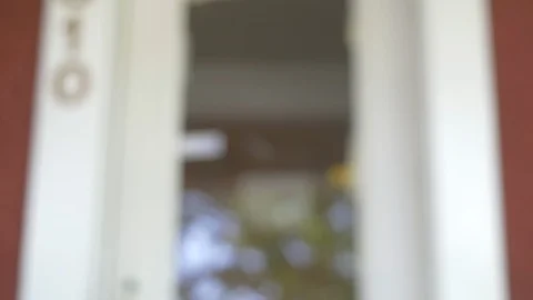 Tilt Down to Amazon Delivery from Tech Company American Shopping Concept Vidéo 113284827