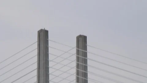 Tilt down of bridge supports to bridge deck Stock Footage 88012607