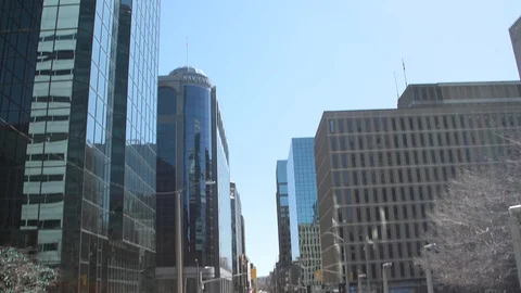 Tilt down reveal of empty quarantine streets in ottawa Stock-Footage 127191706
